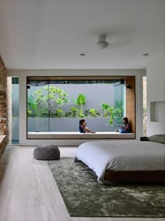 Design that aptly considers its environment is always cool and confident Decent Bed Design, Courtyard Bedroom, Window Seat Ideas, Window Seat Design, Bed Design Ideas, Bed Decoration, House Interior Design Styles, Indian Home Design, Interior Design Your Home