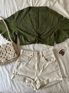 European Summer Outfits, Europe Outfits, Outfit Inspo Summer, Fashion Tops Blouse, Easy Trendy Outfits, Causual Outfits, Girly Fashion, Basic Outfits, Outer Banks