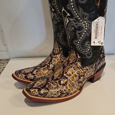 Beautiful Cowgirl Boots. Size 9.5b. Phyton Print. No Returns. Formal Western Boots With Almond Toe, Formal Fitted Western Heeled Boots, Formal Western Boots With Square Toe, Elegant Snip Toe Boots For Rodeo, Fitted Round Toe Heeled Boots For Rodeo, Western Style Ankle Boots For Formal Occasion, Formal Western Ankle Boots, Formal Western Style Ankle Boots, Elegant Round Toe Boots For Rodeo