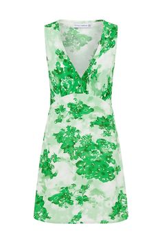 The Nadja Mini Dress in Rosella Floral Green is a flirty, feminine style for any sunshine or date occasion. A sleeveless silhouette with a deep v-neckline, back waist ties and a relaxed, easy-wearing mini skirt. Crafted from responsibly sourced rayon crepe and hand-printed all over with a green floral motif. Active Wear Dresses, Maxi Dress Sale, Faithfull The Brand, Floral Sleeveless, Sleeveless Mini Dress, Feminine Style, Crochet Dress, Floral Motif, Playsuit Jumpsuit