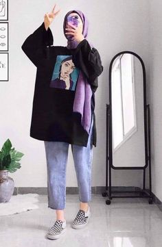 Hijab Fashion Summer, Estilo Hijab, Hijab Look, Street Hijab Fashion, Modern Hijab Fashion, Mode Turban, Modest Fashion Hijab, Womens Trendy Dresses, Muslim Outfits Casual