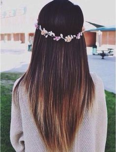 Long Straight Hairstyles and Cuts Haircut V Shape, Haircut V, Layer Haircut, V Shape Hair, Tumblr Hair, Long Layered Haircuts, Popular Haircuts, Haircuts For Long Hair, Long Straight Hair