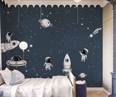 Space Theme Mural, Wallpaper Boy, Bedroom Wallpaper Murals, Boys Room Wallpaper, Cloth Wallpaper, Astronaut Cartoon, Cartoon Star, Space Themed Bedroom, Space Invader