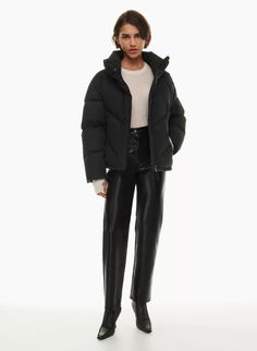 THE CLOUD PUFF™ | Aritzia Puffer Coat Aritzia, Aritzia Super Puff High Gloss Black, Aritzia Black Super Puff, Aritzia Super Puff Liquid Shine, Aritzia Puffer Jacket, Aritzia Puffer, Aritzia Super Puff, Aritzia Jacket, Puffer Jacket Style