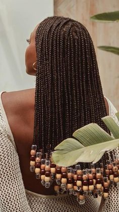 African Braids Hairstyles With Beads, Twists With Beads Hairstyles, Knotless Braids With Wooden Beads, Long Twists With Beads, Long Braids With Beads Hairstyles, Short Beaded Braids, Short Hair With Beads, Long Box Braids With Beads, Twist Braids With Beads