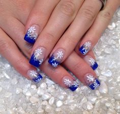 Blue Snowflakes Nails, Winter Vacation Nails, Moms Nails, Christmas Nail Designs Acrylic, Nail Spring, Robin Moses, Fingernail Art, Nail Tip Designs, Wedding Nails French