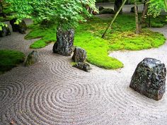 Zen Gardens & Asian Garden Ideas (68 images) Japan Garden Design, Japanese Rock Garden Ideas, Rock Garden Design