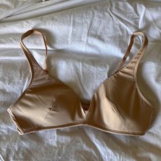 Nwot The Kit Nude Wireless Bra Size 2/C Smoke And Pet-Free Home Fitted Partially Lined Beige Bra, Fitted Beige Lace Trim Bra, Beige Full Cup Nursing Bra With Built-in Bra, Fitted Underwire Beige Bra, Cheap Cream Intimates With Built-in Bra, Floral Bra, Gingham Jacket, Pink Bralette, Nike Acg Jacket