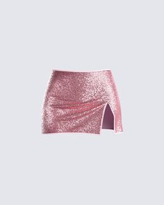 Bring the party wherever you go in this pink, sparkly mini skirt 🎊 You'll never fail to leave a lasting impression 😉 Long Black Skirt Outfit, Outfit Long Skirt, White Skirt Outfit, Black Skirt Outfit, Long Skirt Outfit, Black Mini Skirt Outfit, Taylor Outfits, Taylor Swift Tour Outfits, Pink Mini Skirt