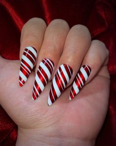 Peppermint Nails, Ruby Nails, Red Weave, Winter Nail Art, Nail Length, Peppermint Candy