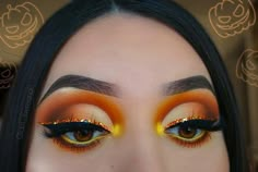 Fall Makeup Step By Step, Thanksgiving Make Up Ideas, Creative Fall Makeup Looks, Thanks Giving Makeup Ideas, Glam Pumpkin Makeup, Fall Creative Makeup, November Makeup Looks, Makeup Looks Color, Fall Eye Makeup Looks