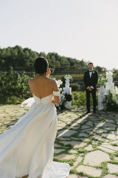 ceremony photos, wedding ceremony set up, ceremony inspo, barcelona winery wedding, winery wedding, vineyard wedding, spain destination wedding, destination wedding in spain, spain wedding venue, destination wedding photographer | Lauren Lucile Creative Spain Destination Wedding, Spanish Countryside, Wedding Winery, Wedding In Spain, Destination Wedding Spain, Spain Wedding, Barcelona Wedding, Ceremony Photos