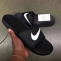 Nike Benassi " Swoosh " Sold Out Rare Black / White Men's Us Size 7 8 9 10 11 12 13 (Check Availability Sizes) Condition: Brand New - Without Box *Satisfaction Is 100% Guaranteed* Additional Notes: Guaranteed To Be 100% Authentic Nike Merchandise (Purchased From An Authorized Nike Retailer) Man Man's Sandal Slide Sandals Color Comfortable Sz Size Blacks Whites Black Sporty Slides For Sports, Kasut Pengantin, Mode Converse, Nike Slippers, Skor Sneakers, Kacamata Fashion, Pretty Sandals, Cute Nike Outfits, Nike Shoes Girls