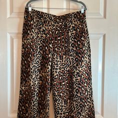 Nwt Ny&C Animal Print Pants. Large Casual Full Length Leopard Print Pants, Leopard Print Wide Leg Bottoms For Work, Workwear Wide Leg Leopard Print Bottoms, Wide Leg Leopard Print Bottoms For Work, Leopard Print Wide Leg Loungewear Pants, Casual Leopard Print Workwear Pants, Casual Leopard Print Pants For Work, Fitted Leopard Print Pants For Loungewear, Black Lounge Pants