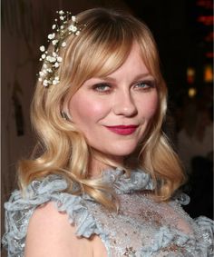 Tiny Bangs, Wispy Side Bangs, Side Ideas, Romantic Waves, Side Bangs Hairstyles, Swept Bangs, Tumblr Hair, Bangs With Medium Hair, Glamour Uk