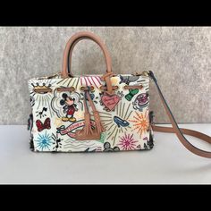 Never Used, Hard To Find 1st Edition This Purse Is In Perfect T Condition Super Cute Paw Wallpaper, Disney Dooney, Disney Decor, Dooney And Bourke, Dooney & Bourke Bags, Dooney & Bourke, Dooney Bourke, Hard To Find, Diaper Bag