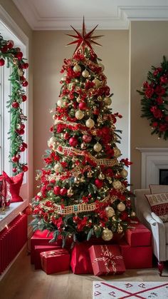 Make your home unbelievably festive with our stunning Christmas tree ideas. Explore a wide range of Christmas tree themes and Christmas tree decorating ideas that will add magic to your holiday season. From Christmas tree ideas 2024 to creative Christmas tree decorations, find everything you need to make this holiday extra special. Check out these ideas on the blog now! Christmas Tree Red And Gold And White, Christmas Tree Decorations Red And Green, Christmas Tree Ideas Green And Red, Christmas Tree Ideas Red Green Gold, Green Red Gold Christmas Decor, Christmas Tree Red Gold Green, Gold Red And Green Christmas Tree, Traditional Red And Green Christmas Decor, Christmas Tree Red Green And Gold