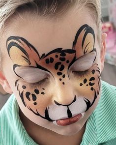 Cheeta Face Paint, Cheetah Face Paint, Leopard Face Paint, Simple Face Painting, Face Painting Unicorn, Face Painting Images, Rainbow Face Paint, Cool Face Paint, Kitty Face Paint