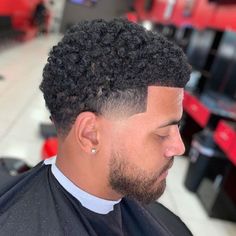 Taper Fade Curly Hair Black Men, Temp Fade, Fade Haircut Styles, Afro Hairstyles Men, Undercut Fade