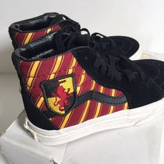 Vans Sk8 Ui Harry Potter Gryffindor Brand New Kids Size 11 These Vans Are Brand New And Are Kids Size 11. Rare Hard To Find Retired Print These Shoes Come From A Smoke Free Home Gryffindor Shoes, Harry Potter Shoes, Pink Helmet, Galaxy Vans, Checkered Vans, Uniqlo Bags, Vans Kids, Vans Red, Crochet Turtle