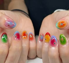 Simple Multicolor Nails, Ora Nails Design, Super Cute Nail Designs, Short Nails Multi Color, Simple Colorful Nail Designs, Rainbow Polka Dot Nails, Atomic Nails, Kid Core Nails, Xhs Nails