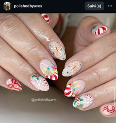 Retro Christmas Nails, Bright Christmas Nails, Funky Christmas Nails, Nails Festive, Adorable Nails, Christmas Nail Art Ideas, Trending Christmas, Christmas Nail Ideas, Teen Nails