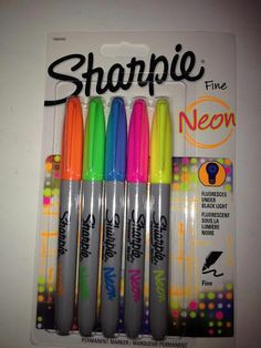 four sharpie pens are in the package with each one's own markers