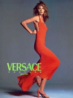 S/S 1996 Gianni Versace Orange Gown Helena Cindy Amber Ad Campaign Documented For Sale at 1stDibs 1stdibs Fashion, Jojo Poses, Versace 90s, Orange Gown, High Fashion Poses, Bodycon Gown, Fashion 1990s, Amber Valletta, Tim Walker