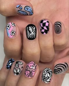 Trippy Aesthetic Nails, Short Trippy Nails, Nails Acrylic Coffin Summer, Nail Art Kit Tools, Trippy Nail Art, Masc Nails, Summer Nail Looks, Summer Nails 2020, Male Nails