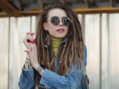 Dark Teal Hair, White Girl Dreads, Blonde Dreadlocks, Dreadlock Hair, Fishtail Braid Hairstyles, Beautiful Dreadlocks, Dreadlock Styles, Hippie Hair, Dreadlock Extensions