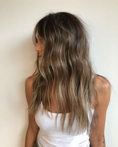 Medium To Long Haircut, Hair Dye Color Ideas, Dimensional Brunette, Long Haircut