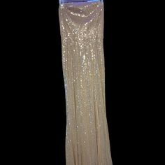 Very Sexy Perfect For A Show Formal Gathering. Fitted Glamorous Evening Dress, Gold Backless Dress, Dresses Backless, Backless Dress, Colorful Dresses, Prom Dresses, Formal Dresses, Womens Dresses, Dresses