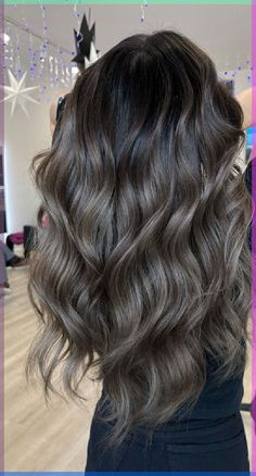 Hair Color Ideas For Brunettes Ash Brown, Grey Brown Balayage On Black Hair, Black To Mushroom Brown Hair, Ash Brown Hair Balayage On Black Hair, Round Face Balayage, Winter Hair Colour For Brunettes, Ash Brown Brunette Hair, Dark Toned Balayage, Winter Tone Hair Color