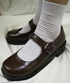 Uniform Shoes, Japanese School, Japanese Vintage, School Students, Buckle, Heels