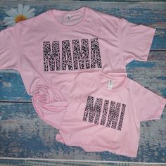 Super Cute Matching Mama And Mini Tshirts Unisex Sizing.. True To Size. Pink Shirt Unless Another Color Is Suggested. These Are Screen Printed. Mini Tshirts, Grandma Cricut, Mimi Shirts, Mini Shirts, Skort Outfit, Mommy And Me Shirts, Cute Outfits With Leggings, Mama And Mini, Camo Outfits