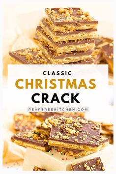 Saltine Crackers Snacks, Christmas Candy Crackers, Christmas Goodie Recipes Holidays, Best Christmas Cracker Toffee, Saltine Christmas Bark, Christmas Bark Recipes Saltines, Toffee Made With Saltine Crackers, Christmas Cracker Toffee With Ritz Crackers