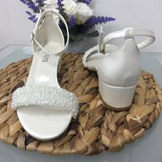 4 cm , 5cm , 6cm ,7cm ,8cm 9cm and 10cm heel length options Ivory or white color options These shoes will look great on you along with your wedding dress at your wedding. Everyone's eyes will be on you. Heels Wedding Shoes, Ivory Bride, White Bridal Shoes, Shoe Heels, Shoes Bride, Ivory Wedding Shoes, Heels Wedding, Wedding Shoes Bride, Womens Wedding Shoes