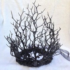 Fantasy Crown, Home Diy Ideas, Dark Fairy, Home Diy Decor, Home Diy Projects, Diy Projects On A Budget, Fantasy Jewelry