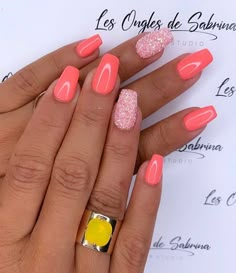 Bright Coral Nails, Coral Gel Nails, Coral Nails With Design, Ombre Gel Nails, Sns Nails Colors, 2019 Nails, Coral Nails, Acrylic Toe Nails, Cute Toe Nails