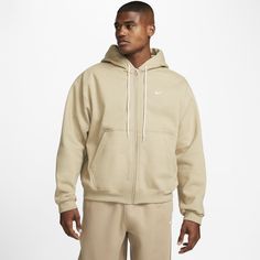 Few things are more classic than the Nike "Made in the USA" Hoodie. This incredibly soft heavyweight fleece has your favorite details, like an adjustable hood and hand pockets. And just like some of our original gear, this hoodie is made in the United States. Usa Hoodie, Mens Activewear, Full Zip Hoodie, White Style, Made In The Usa, The United States, Zip Hoodie, Full Length, Top Brands