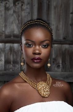 Bride Natural Makeup, Black Bridal Makeup, Amazing Wedding Makeup, Beautiful Wedding Makeup, Makeup Cantik, Wedding Makeup Tips, Bridal Makeup Wedding, Black Bridal, Dark Skin Beauty