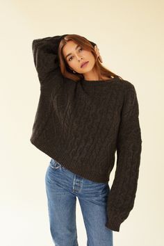 Sustainable Knitwear, Knit Sweater Outfit, Oversized Sleeves, Knitwear Tops, Outfit Inspo Fall, Clothing Labels, Dress With Cardigan, Mode Inspiration, Cable Knit