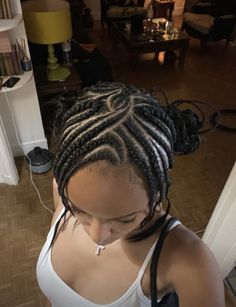 Short Braids Ponytail, Haircuts For Diamond Faces, Swirl Cornrows, Faces Male, Protective Hairstyles Braids, Natural Hair Braids, Cornrow Hairstyles