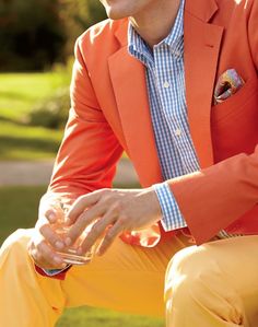 I am not brave enough to wear such bold colors but I like the feel of spring in this outfit. Herren Style, Men Classic, The Perfect Guy, Mode Masculine, Groom Suit, Southern Charm, Well Dressed Men