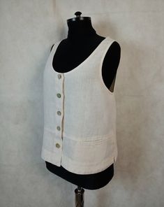 100% linen waistcoat by Oska, button down and small pockets and slits to the side, unlined in very good condition - no flaws. Flat measurements: chest/pit to pit/ - 48 cm/ 19'' lenght - 45 cm/ 17.8'' Casual Linen Vest With Button Closure, Sleeveless Linen Vest With Pockets, Classic Linen Vest With Buttons, V-neck Linen Vest For Workwear, V-neck Linen Summer Vest, Armani White, Chunky Chain Necklaces, Eyelet Lace, Tank Top Camisole