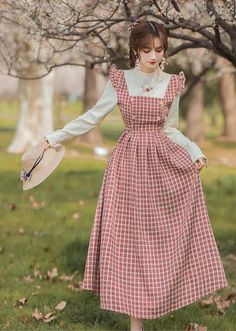 White Long Sleeves, Reference Pics, Cottagecore Outfits, Dress Layer, Cottagecore Fashion, Cottagecore Dress, Checkered Dress, White Long Sleeve Top, Modest Clothing