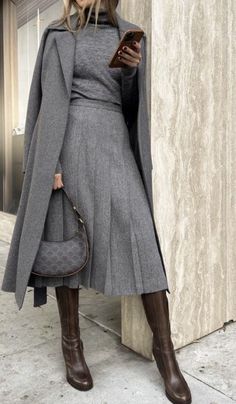 Dramatic Winter Outfit, Phd Fashion, Intentional Wardrobe, Grey Academia, Summer Work Wear, Elegant Outfit Classy, Classy Winter Outfits, Fashion Vocabulary, Wardrobe Outfits