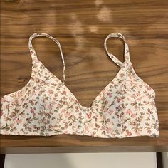 Brand New!!!! Never Worn (Bought By Mistake And Couldn’t Return) White Padded Swimwear For Spring, Womens Swim, Bralette, Pink White, Size 6, Brand New, Bra, Pink, Women Shopping