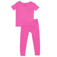 Kyte Baby Short Sleeve with Pants Pajamas Short Sleeve with Pants Pajamas in Raspberry Toddler Size Chart, Toddler Pajamas, Raspberry Color, Soft Pajamas, Baby Shorts, Skin Care Gifts, Restful Sleep, Ankle Cuffs, Body Style