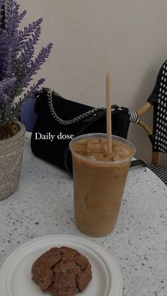 Coffe restaurant, aesthetic, insta story, cookies, bag, plant, Coffe Pics Instagram, Coffee Shop Ig Story, Coffe Insta Stories, Coffee Insta Story, Aesthetic Insta Story, Restaurant Aesthetic, Industrial Cafe, Insta Ideas, Insta Pics